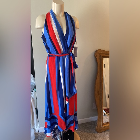 JULIA JORDAN
Women's Halter Surplus Hi-Low Belted Midi Dress In Blue Multi - Picture 8 of 16